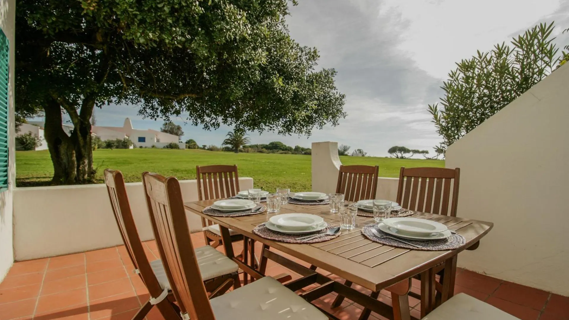 Flh Alvor Terrace Houseヴィラ